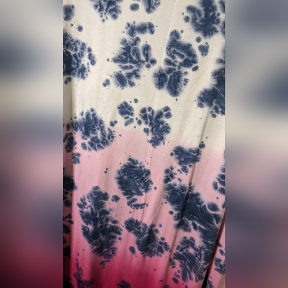 Livi 10/12L Top Tunic- NWT XL - Picture 2 of 7